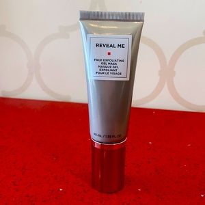 ‼️‼️DISCONTINUED EWC👠👠👠 face exfoliating gel